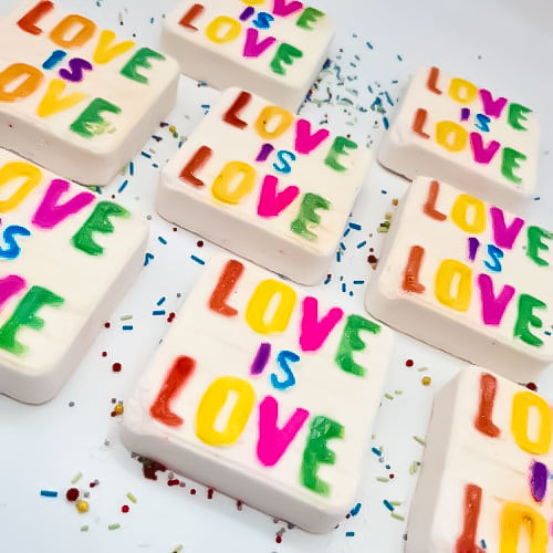 Love Is Love Gift Set